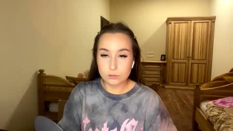 Trixie online show from 30, 11, 2025