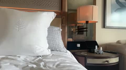 charles4002 online show from 27, 2, 2026