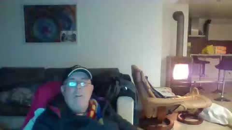 Snapshot of charles6064 chatting on 18, 1, 2026 charles6064 online show from 18, 1, 2026