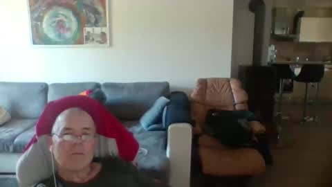 Snapshot of charles6064 chatting on 13, 5, 2026 charles6064 online show from 13, 5, 2026
