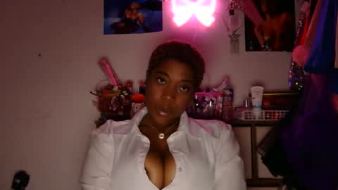 charliecakesssss online show from 9, 1, 2025