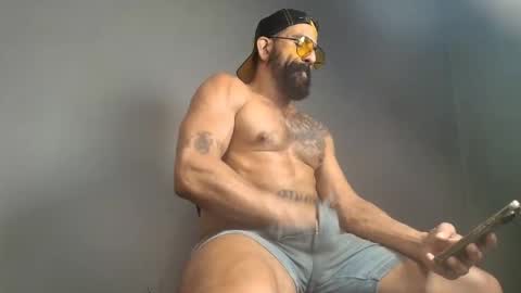 Snapshot of charlieprospect chatting on 16, 4, 2026 Charlie Prospect online show from 16, 4, 2026