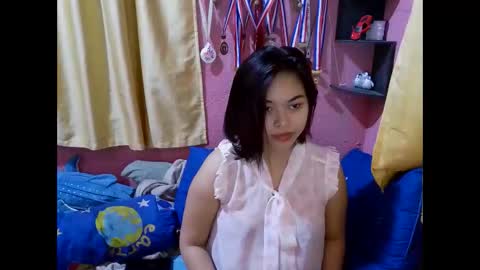 Snapshot of charlincadorna125 chatting on 12, 4, 2026 Sweetieeche online show from 12, 4, 2026