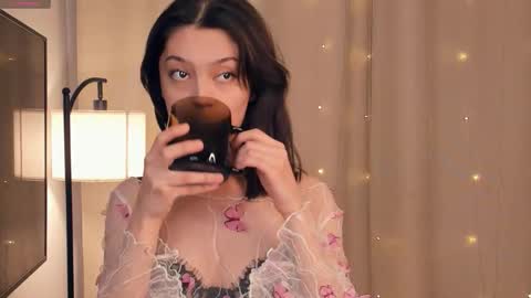 Snapshot of charlinepiker chatting on 17, 2, 2026 Yumi online show from 17, 2, 2026