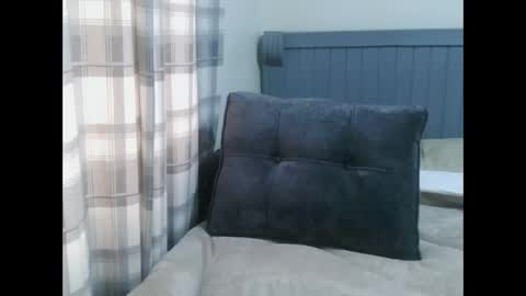 charllette online show from 15, 4, 2026