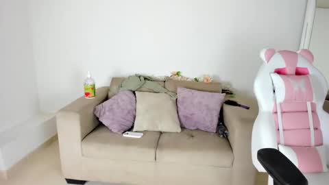 Snapshot of charlote_cowell_sub_ chatting on 9, 2, 2025    online show from 9, 2, 2025