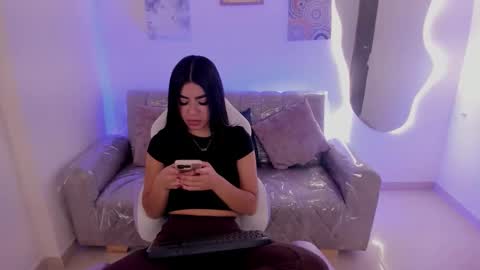Snapshot of charlote_cowell_sub_ chatting on 8, 9, 2025    online show from 8, 9, 2025