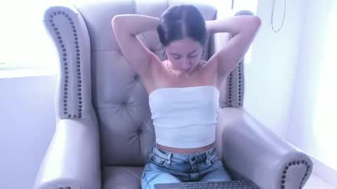 Snapshot of charlotetaylor chatting on 29, 5, 2026 charlot online show from 29, 5, 2026