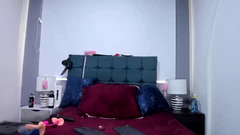 Snapshot of charlott_lens chatting on 8, 9, 2025 Charlott online show from 8, 9, 2025