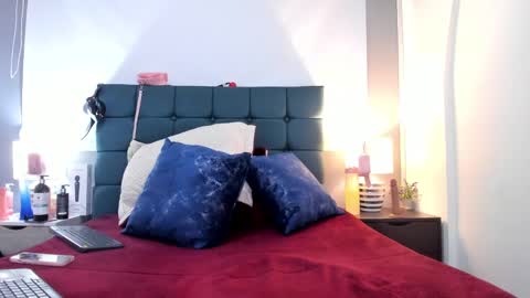 Snapshot of charlott_lens chatting on 11, 9, 2025 Charlott online show from 11, 9, 2025