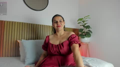 Snapshot of charlotte13x chatting on 29, 7, 2026 C H A R L O T T E online show from 29, 7, 2026