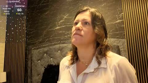 charlotte online show from 17, 11, 2025