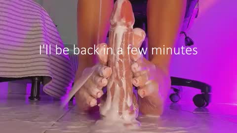 charlotte  grey online show from 8, 9, 2025