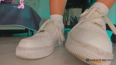 Snapshot of charlotte__grey chatting on 9, 2, 2026 charlotte grey online show from 9, 2, 2026