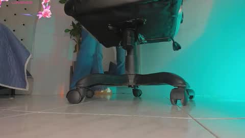 Snapshot of charlotte__grey chatting on 19, 2, 2026 charlotte grey online show from 19, 2, 2026