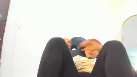 Snapshot of charlotte_dante212 chatting on 5, 2, 2026 charlottte y dante online show from 5, 2, 2026