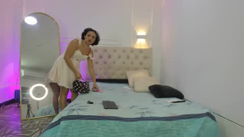 Snapshot of charlotte_dante212 chatting on 25, 2, 2026 charlottte y dante online show from 25, 2, 2026