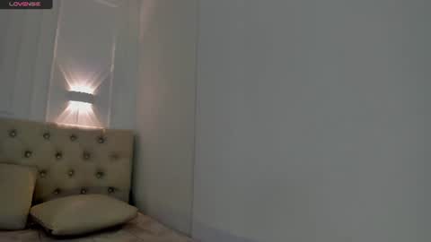 Snapshot of charlotte_dante212 chatting on 15, 7, 2026 charlottte y dante online show from 15, 7, 2026