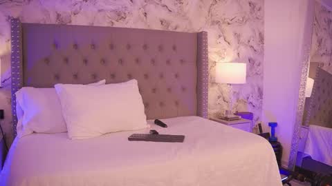 Charlotte online show from 11, 2, 2026