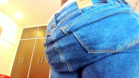 Charlotte Icee online show from 24, 2, 2025