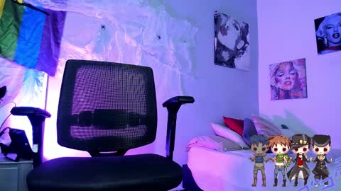 Snapshot of charlotte_joestar chatting on 17, 10, 2025 Charlie online show from 17, 10, 2025