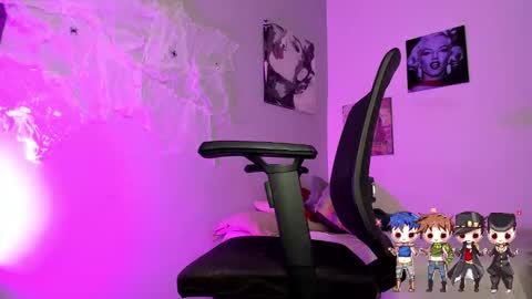 Snapshot of charlotte_joestar chatting on 21, 10, 2025 Charlie online show from 21, 10, 2025