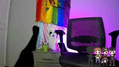 Snapshot of charlotte_joestar chatting on 12, 11, 2025 Charlie online show from 12, 11, 2025