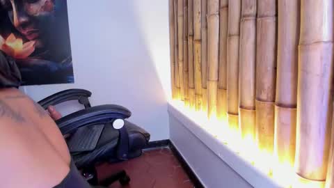 CHARLOTTE  online show from 14, 12, 2025