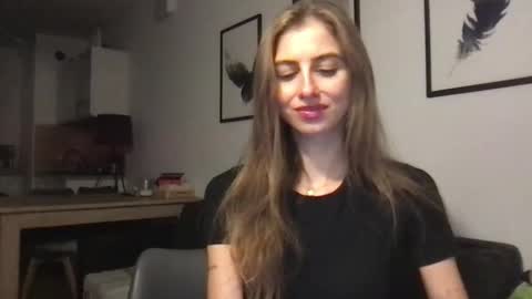 Snapshot of charlotte_roche chatting on 27, 10, 2025 Charlotte Roche online show from 27, 10, 2025