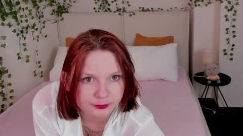 Snapshot of charlotte_stee chatting on 27, 4, 2026 Charlotte online show from 27, 4, 2026