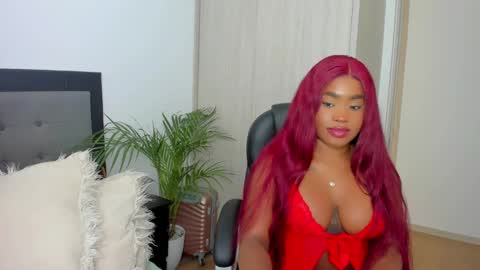 Snapshot of charlotte_tiller chatting on 12, 12, 2024 Yuli online show from 12, 12, 2024