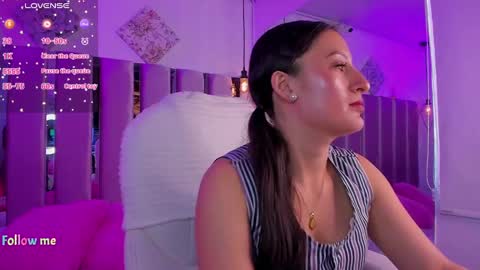 Snapshot of charlotte_walker__ chatting on 18, 1, 2025 charlotte_walker__ online show from 18, 1, 2025