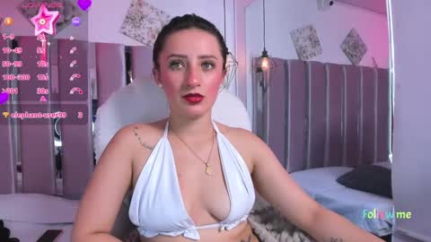 Snapshot of charlotte_walker__ chatting on 29, 1, 2025 charlotte_walker__ online show from 29, 1, 2025