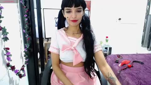 Snapshot of charlotteblue117 chatting on 1, 7, 2026 charlotte online show from 1, 7, 2026