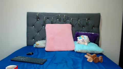 charlottee07 online show from 12, 9, 2025