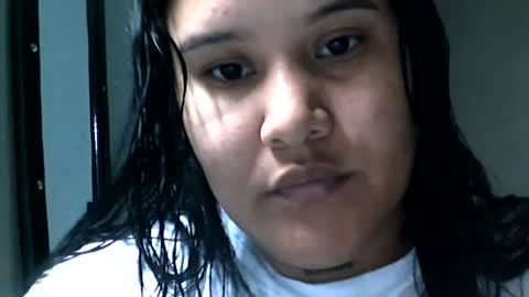 Snapshot of charlottequeen_21 chatting on 20, 6, 2026 charlottequeen_21 online show from 20, 6, 2026