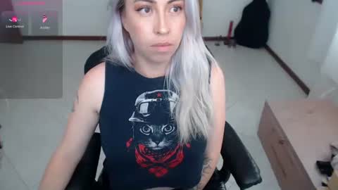 Snapshot of charlottezoe1 chatting on 4, 12, 2024 charlottezoe online show from 4, 12, 2024