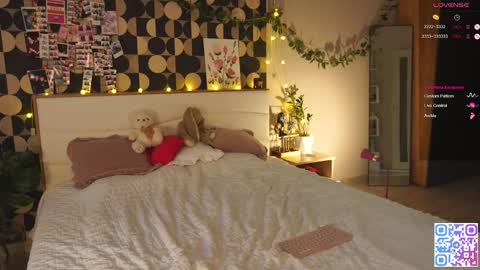 my fansly Charming daisy              My Wishlist  for new toys     online show from 3, 2, 2026