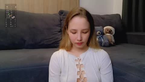 Snapshot of charming_evaa chatting on 20, 4, 2026 Eva online show from 20, 4, 2026
