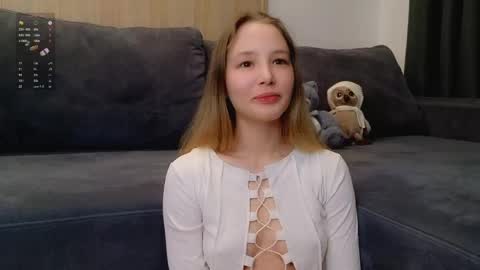 Snapshot of charming_evaa chatting on 21, 4, 2026 Eva online show from 21, 4, 2026