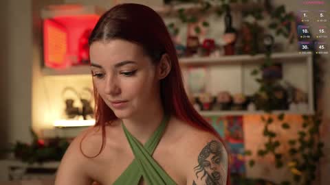 Snapshot of charmings_054 chatting on 5, 2, 2025 Belle and Miley online show from 5, 2, 2025