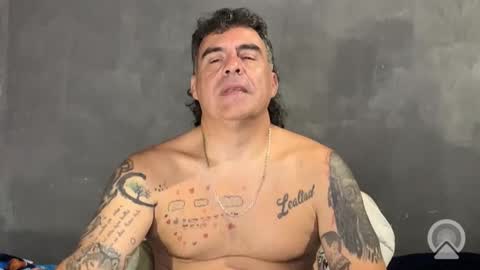 chato012 online show from 17, 4, 2026