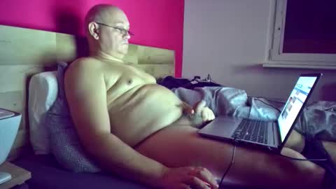 Snapshot of chatskor chatting on 15, 11, 2025 Egor Skornyakov online show from 15, 11, 2025