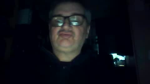 Snapshot of chatubatelee555 chatting on 20, 5, 2026 lee online show from 20, 5, 2026