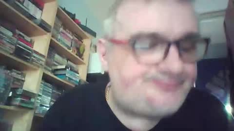 Snapshot of chatubatelee555 chatting on 23, 5, 2026 lee online show from 23, 5, 2026