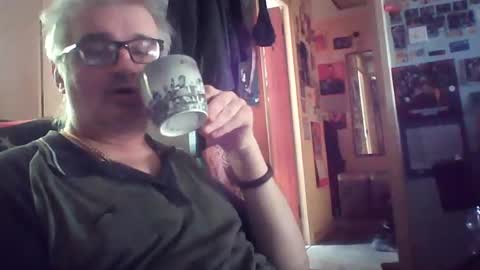 Snapshot of chatubatelee555 chatting on 1, 8, 2026 lee online show from 1, 8, 2026
