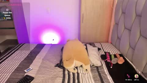 Sophie  online show from 7, 11, 2025