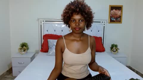 Snapshot of chayenie chatting on 11, 11, 2025 Cheyenne online show from 11, 11, 2025