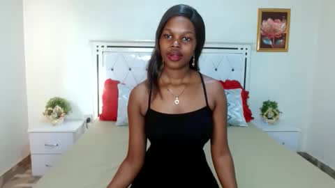 Snapshot of chayenie chatting on 13, 11, 2025 Cheyenne online show from 13, 11, 2025