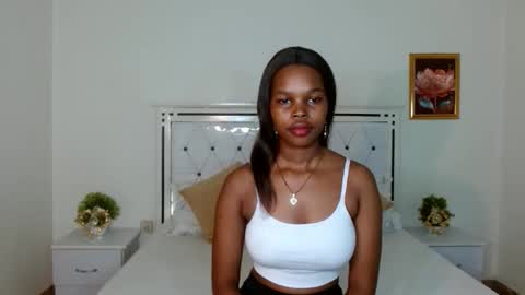 Snapshot of chayenie chatting on 25, 11, 2025 Cheyenne online show from 25, 11, 2025